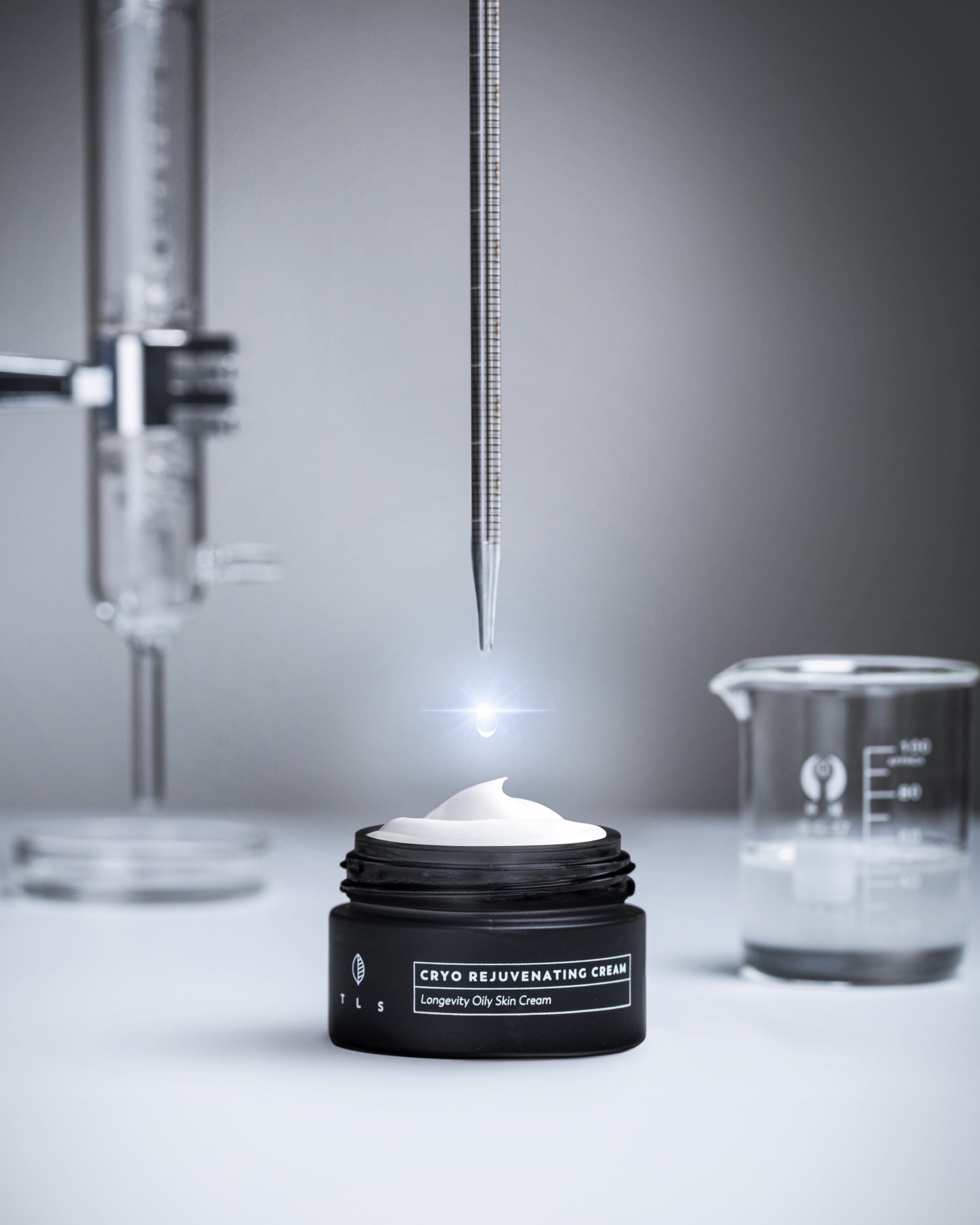 CRYO REJUVENATING CREAM – OILY SKIN - Image 3